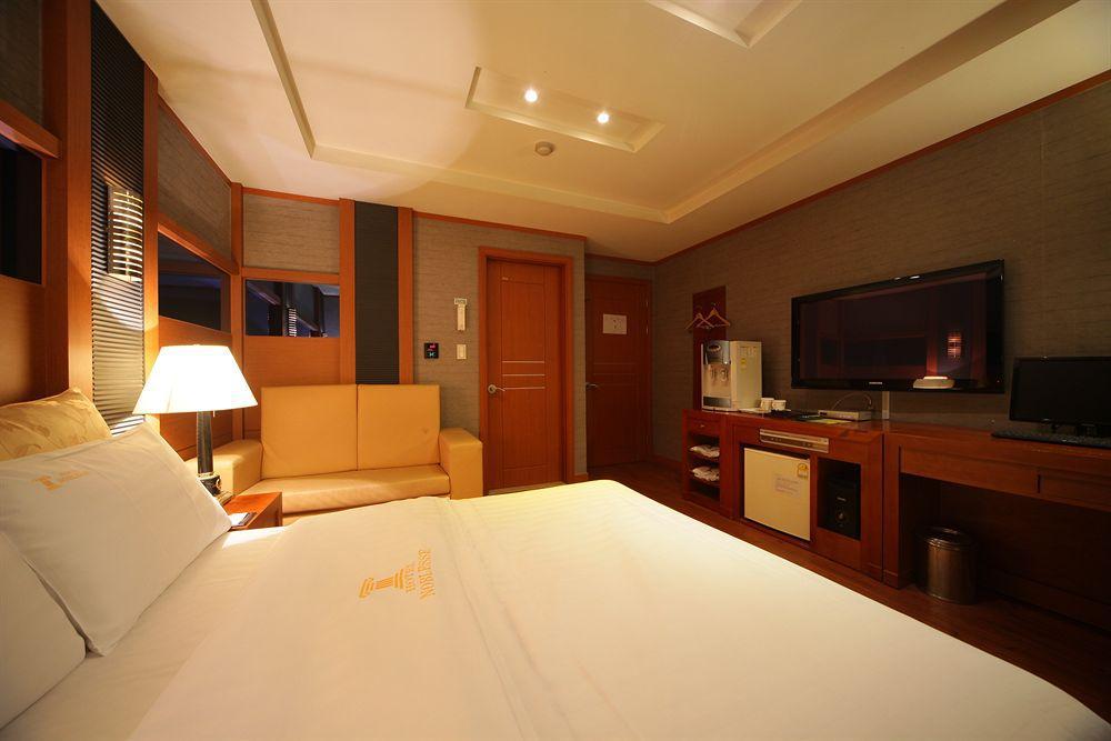 Hotel Noblesse, Yeoksam Soul Exteriér fotografie