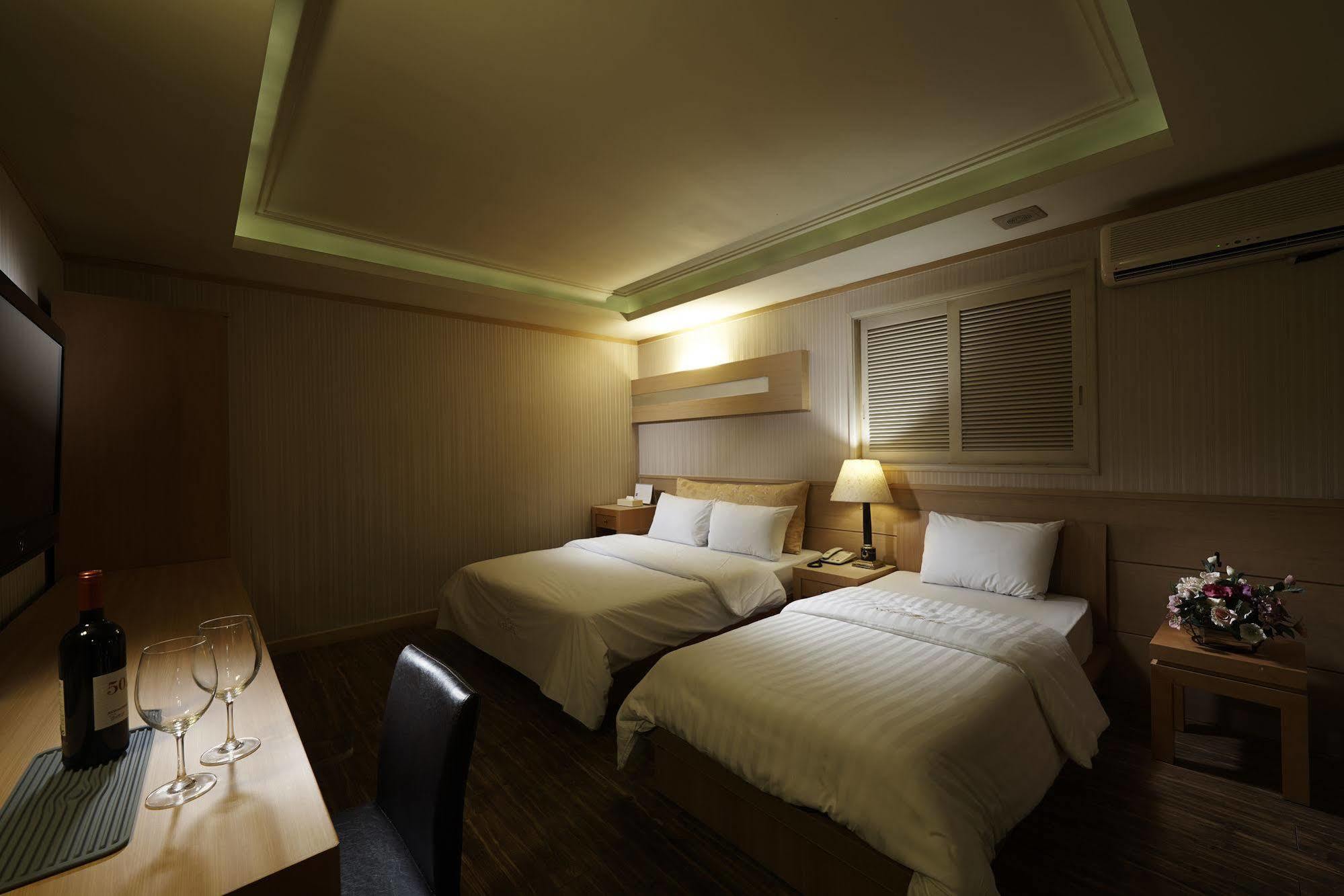 Hotel Noblesse, Yeoksam Soul Exteriér fotografie